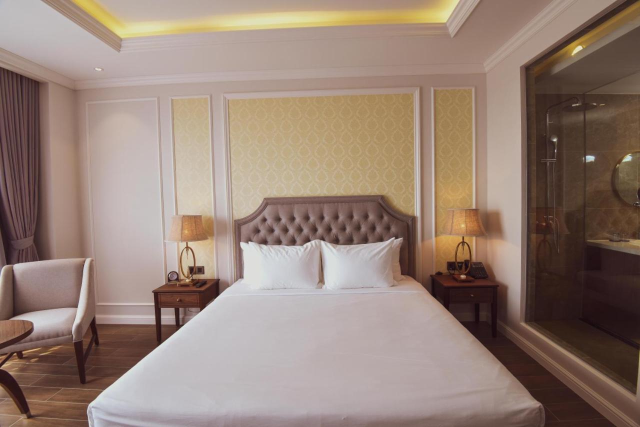 Phu Cuong Hotel Cà Mau Exteriör bild